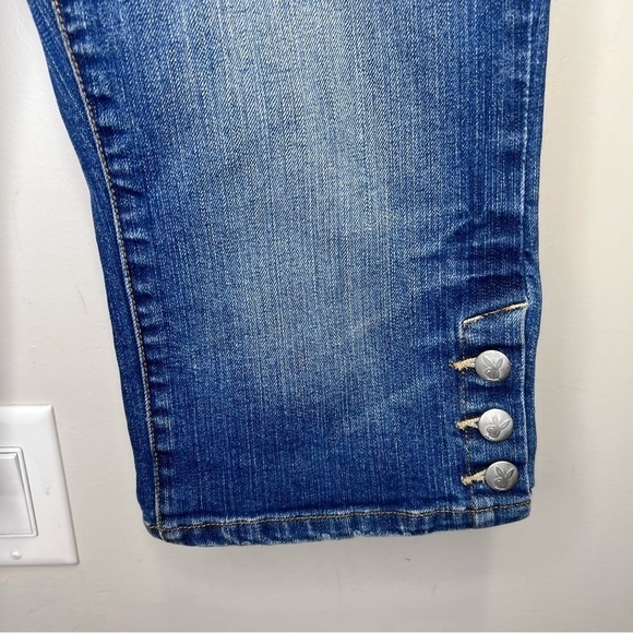 Y2K Vintage Playboy Denim Capris Button Detail Casual Denim Cropped Distressed - Picture 7 of 14